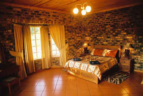 Thaba Tsweni Lodge